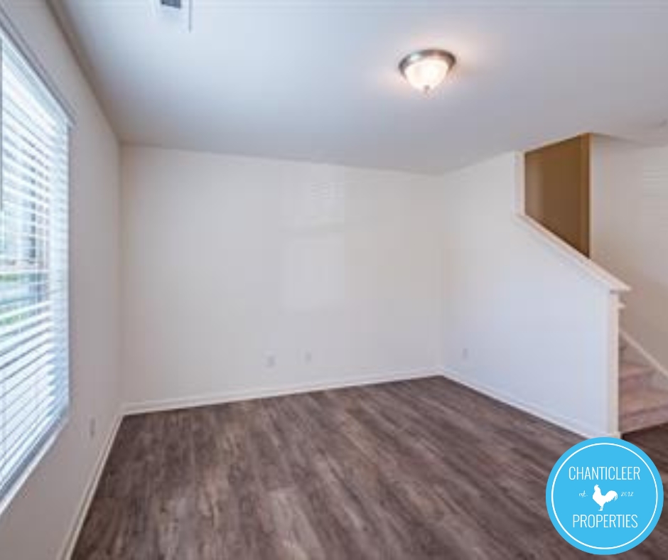 231 Socket Street photo 9