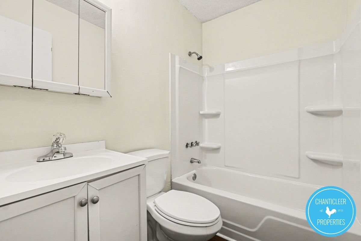 115 Florence St — Unit 6 photo 7