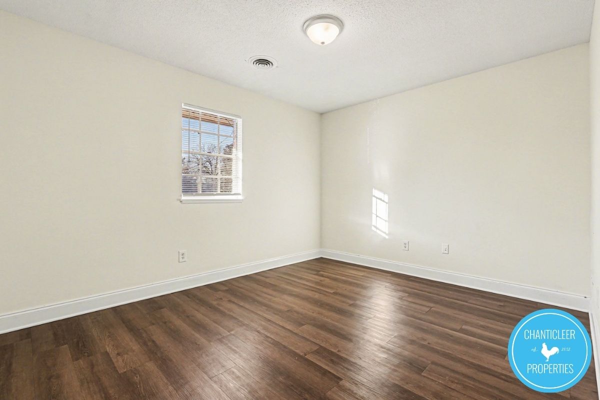 115 Florence St — Unit 16 photo 3