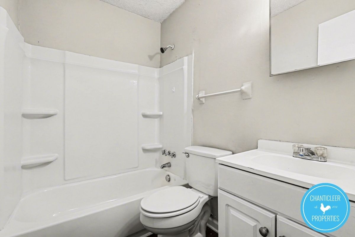 115 Florence St — Unit 16 photo 8