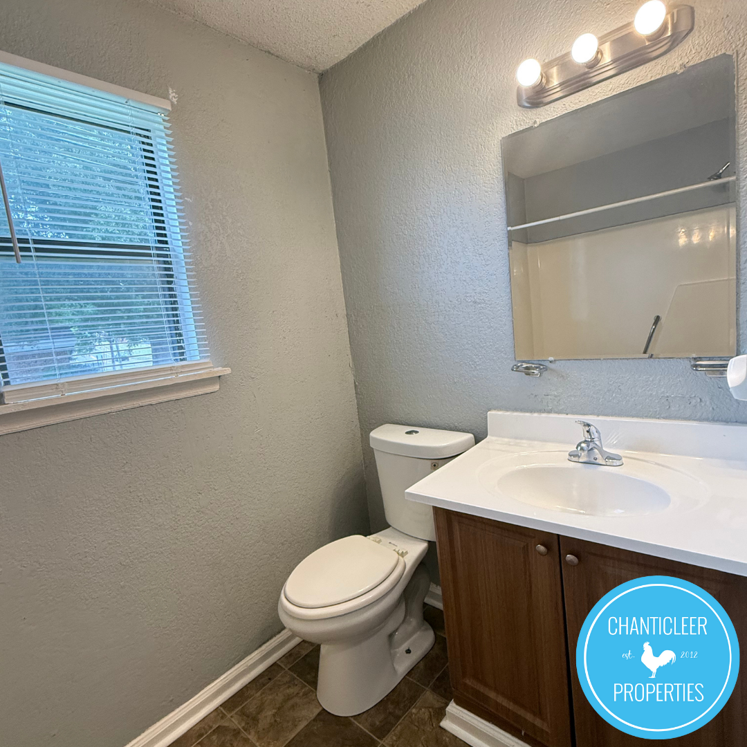1502 Chapel Hill Road — Unit B photo 14