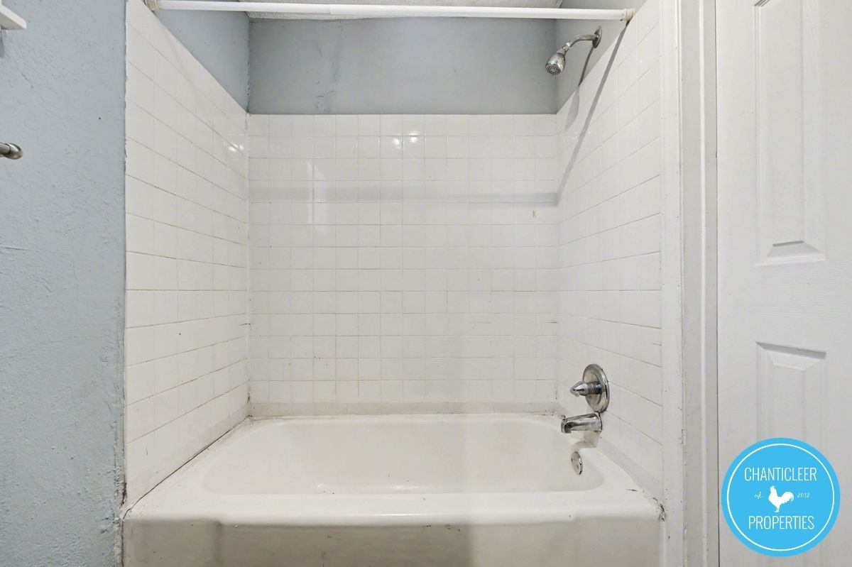 1111 West Academy Street — Unit 2 photo 11