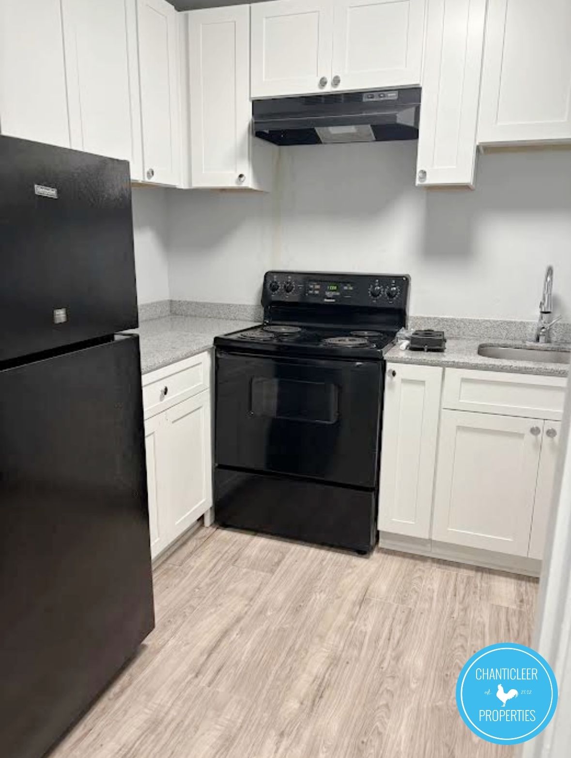 1111 West Academy Street — Unit 2 photo 2