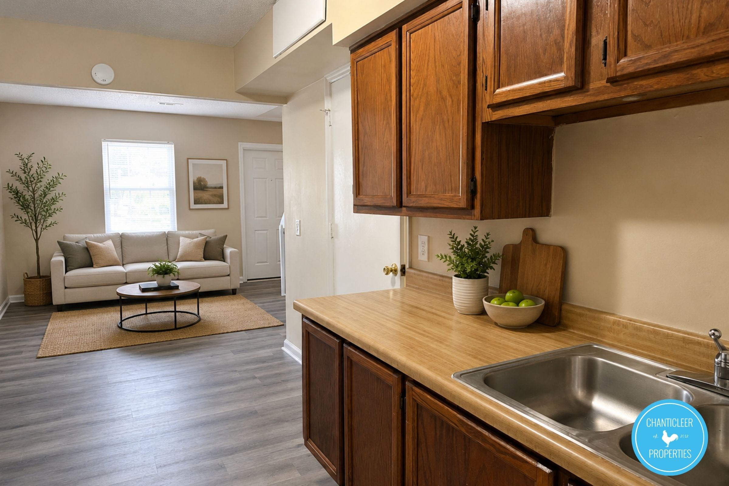 900 East Gilbreath Street — Unit A