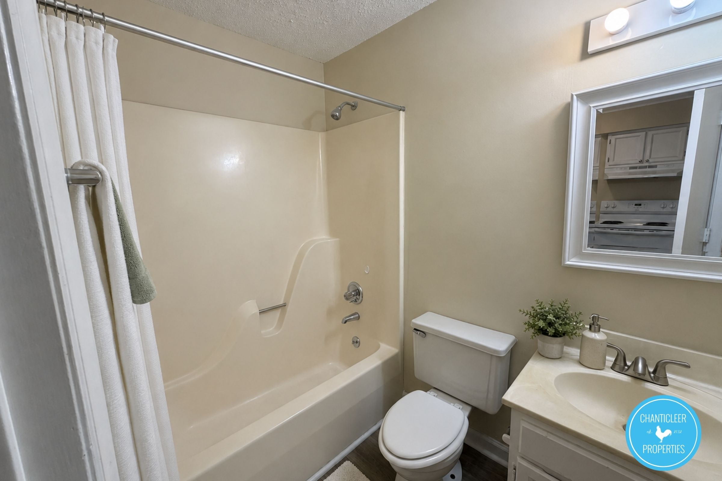 900 East Gilbreath Street — Unit N photo 5