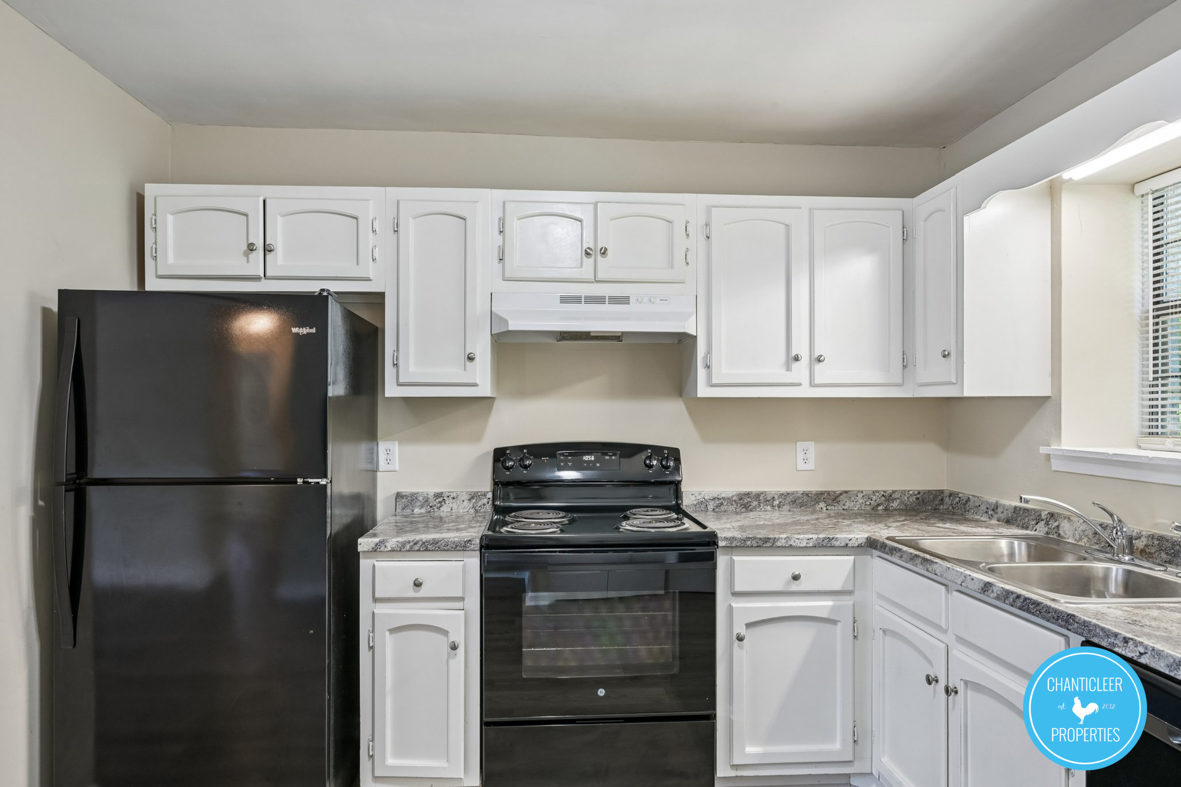 508 East Harden Street — Unit B photo 3